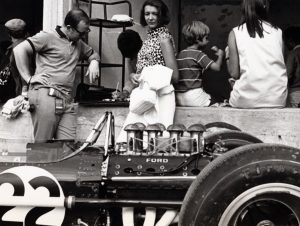 Elizabeth Hayes Damon Hill Nurburgring